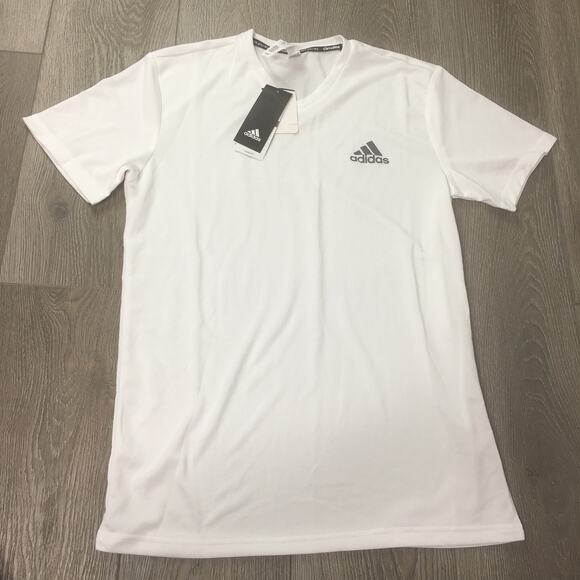 NWT Adidas Climalite Designed To Move Sport Tee Shirt Crewneck White Small - Picture 2 of 8
